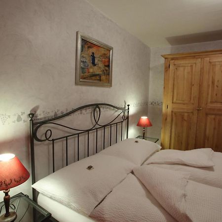 Auberge Communale De La Couronne Yvorne Экстерьер фото